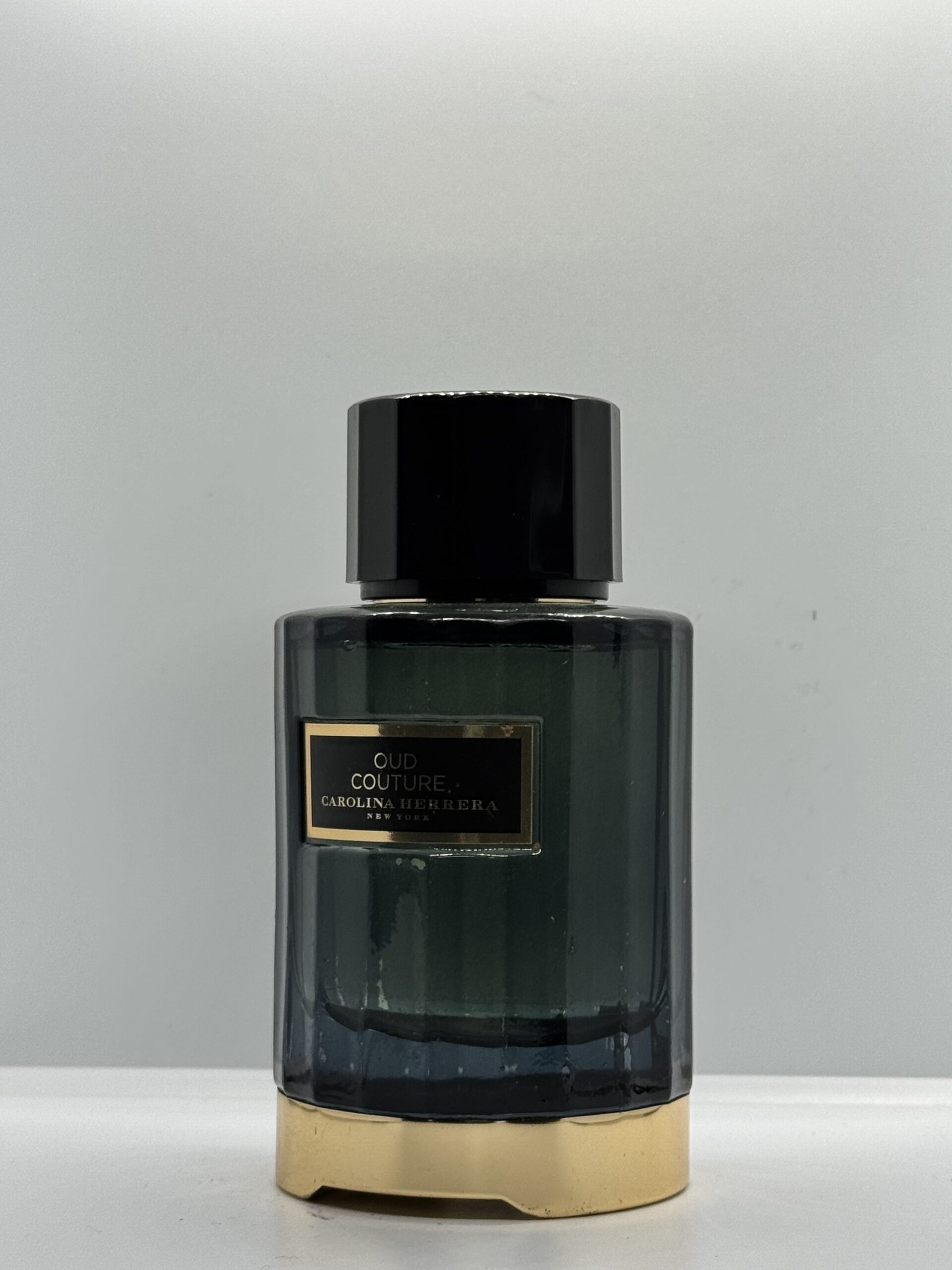 Carolina Herrera Oud Couture – Eau de Parfum 100Ml
